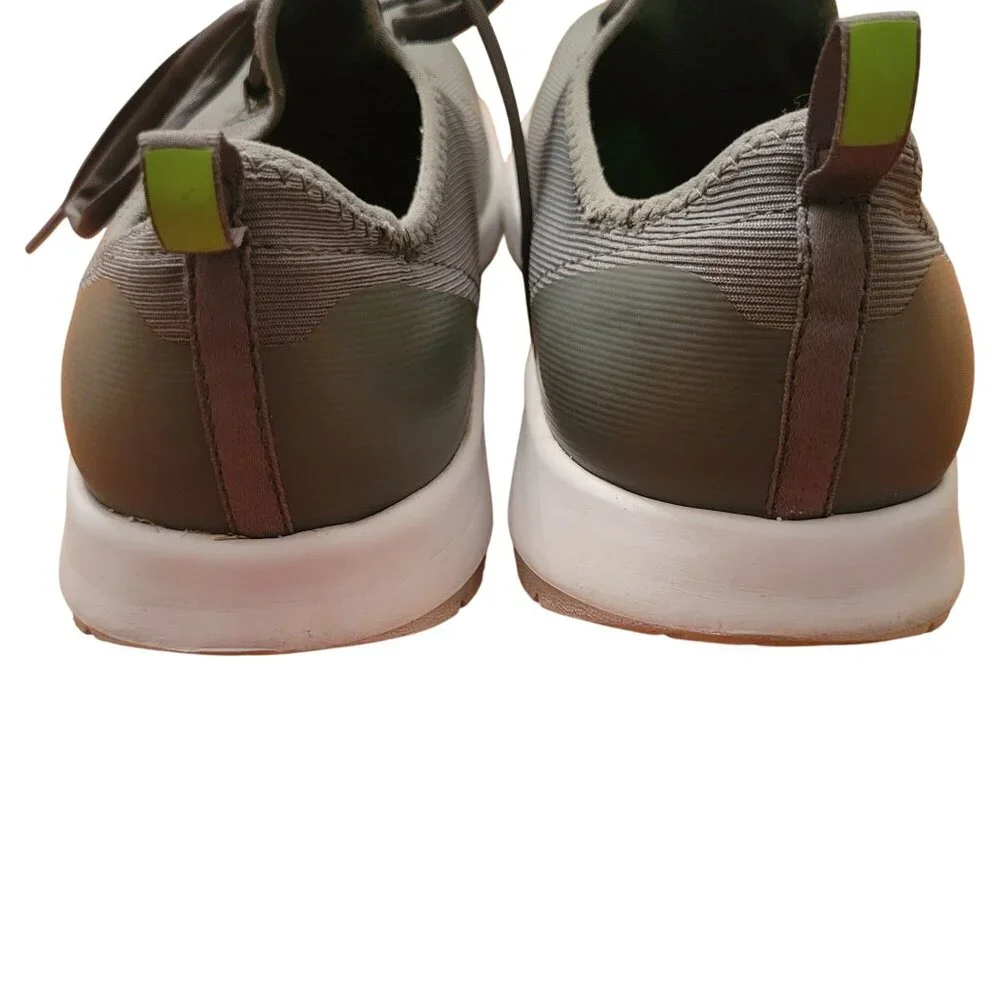 Oofos Gray Walking Sneakers OOfoam Sole 9.5 Volcanic Ash OOmg‎ Sport LS